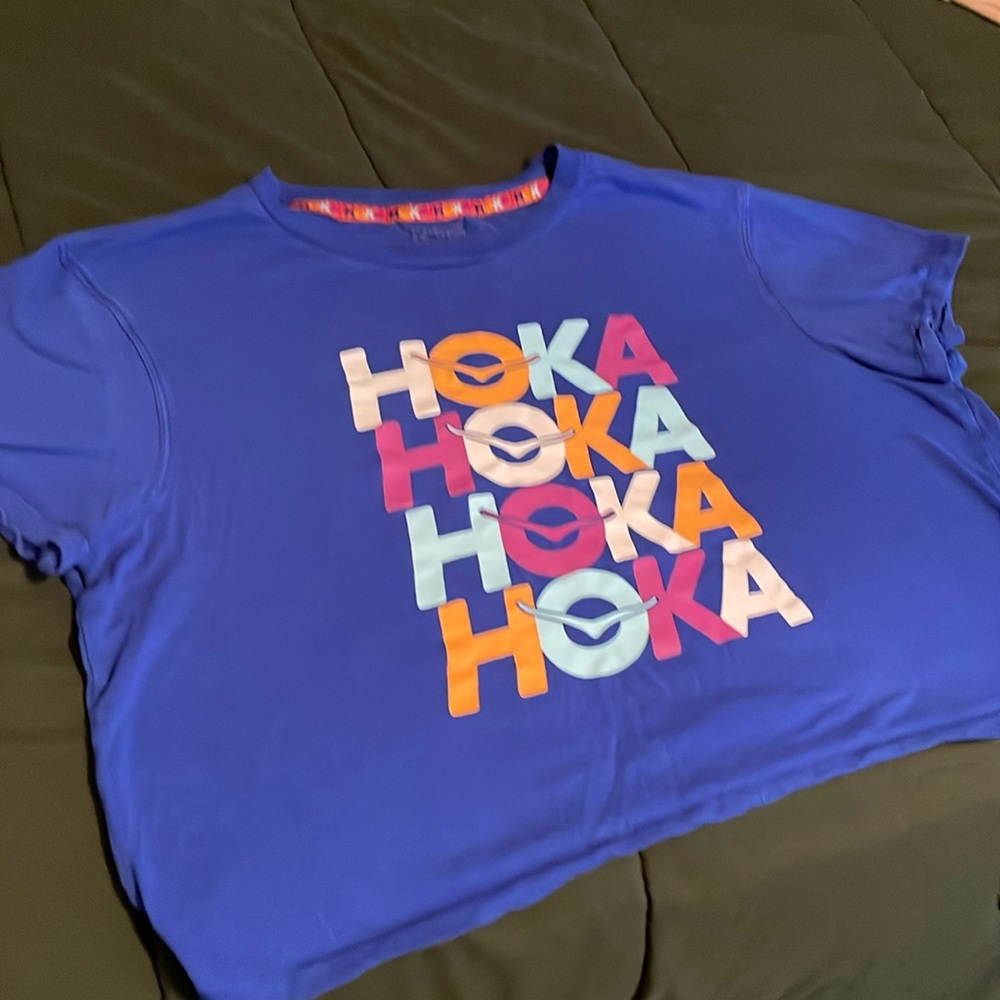 Hoka crop top